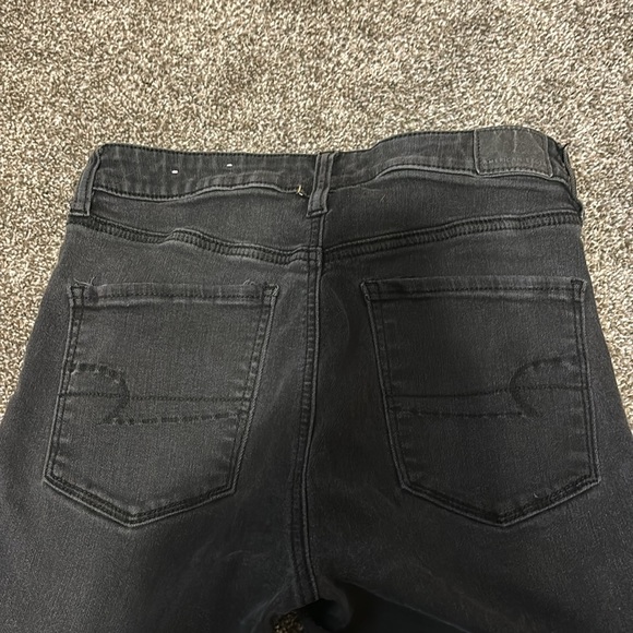 Women’s American Eagle Super Ho-Rise Jeggings - Picture 3 of 5